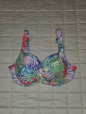 Bleu Rod Beattie-Tropical Floral Underwire Bikini Top - Multicolor